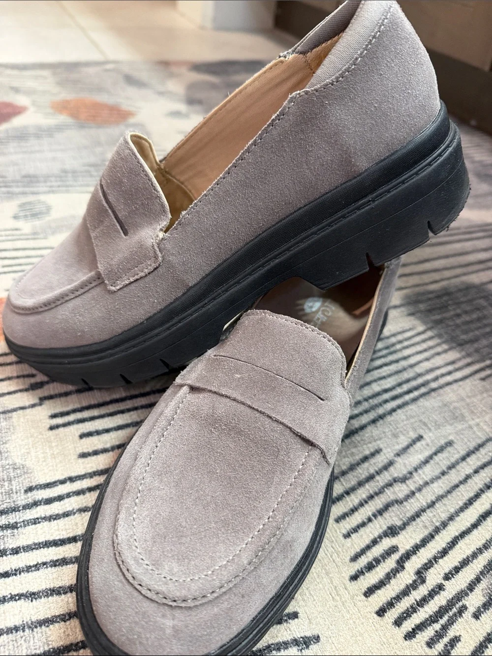 Dr. Scholl's Women's Gray Suede Loafers